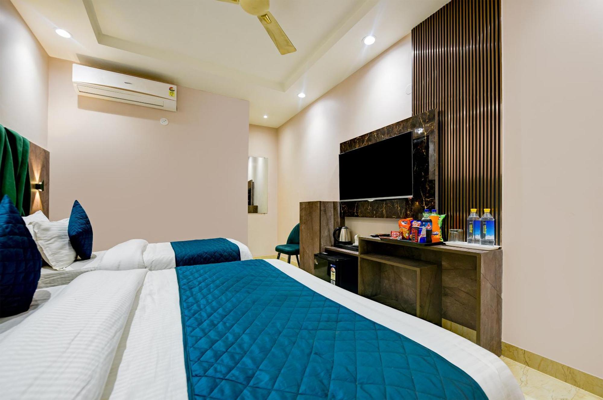 The Pearl Plaza Hotel In City Centre - Near New Delhi Railway Station エクステリア 写真