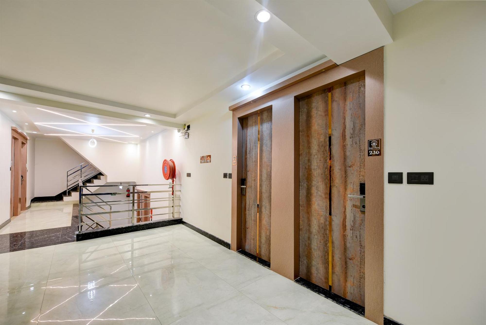 The Pearl Plaza Hotel In City Centre - Near New Delhi Railway Station エクステリア 写真