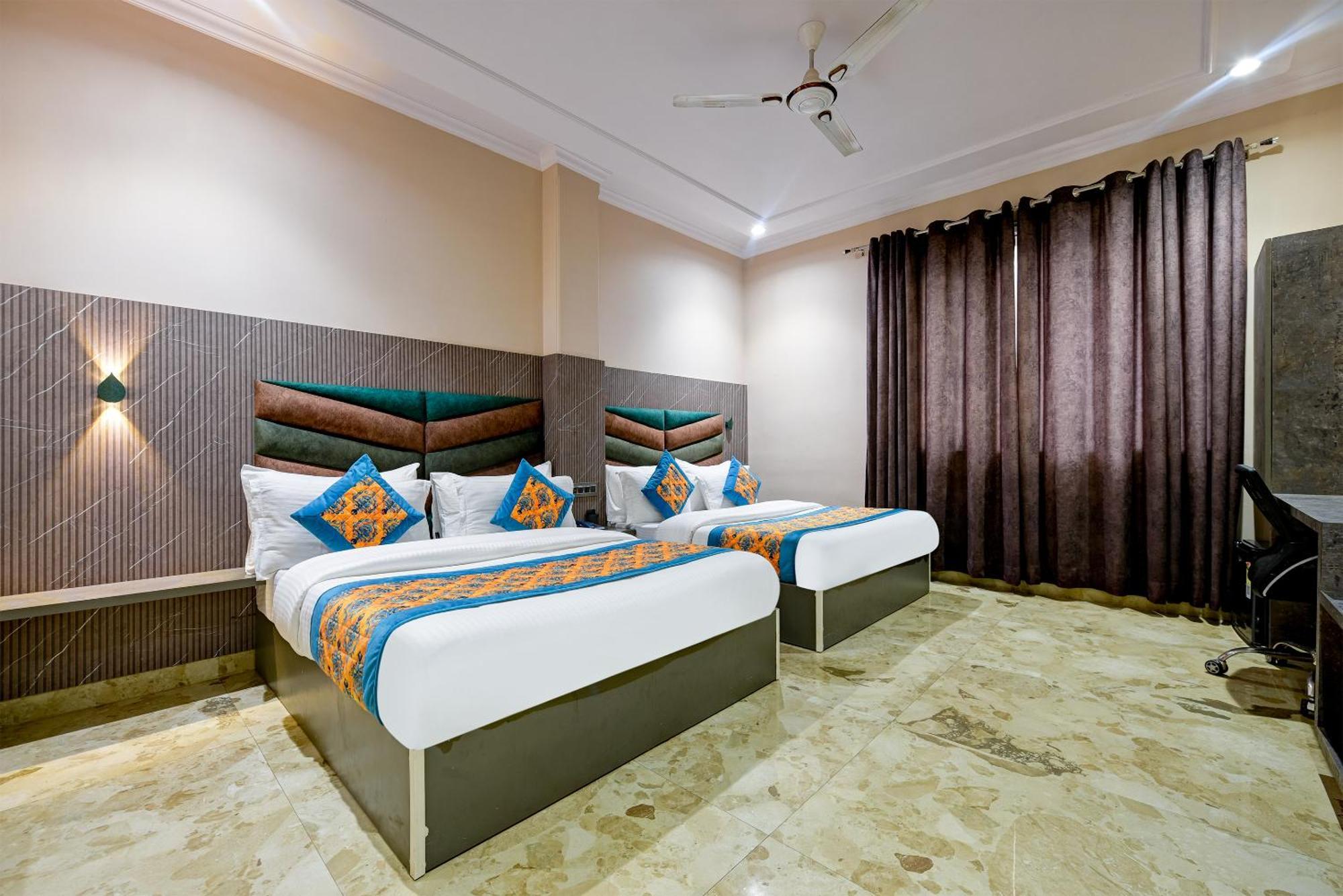 The Pearl Plaza Hotel In City Centre - Near New Delhi Railway Station エクステリア 写真