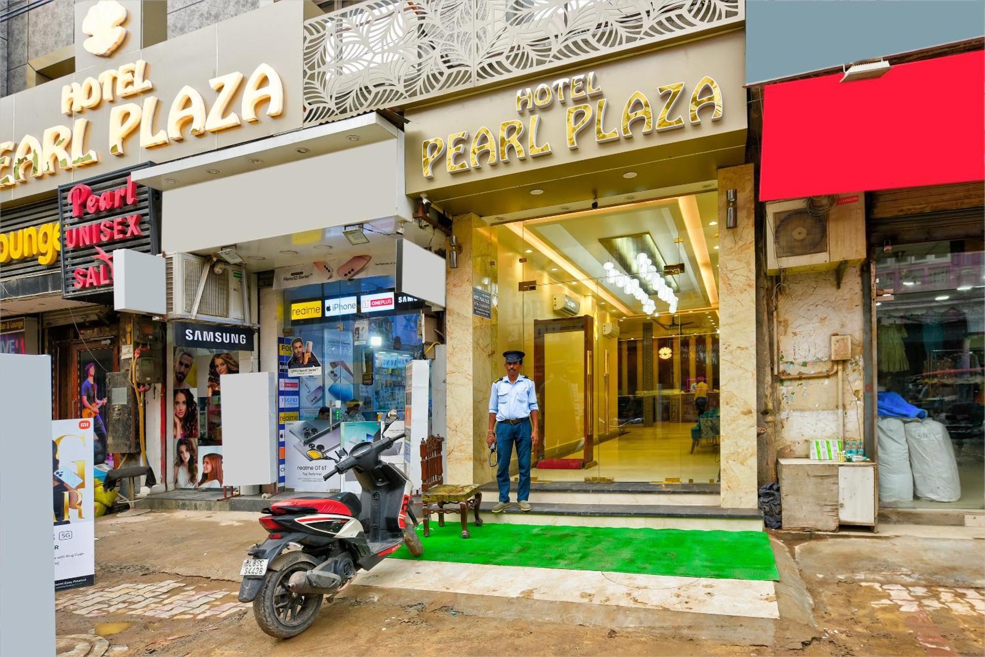 The Pearl Plaza Hotel In City Centre - Near New Delhi Railway Station エクステリア 写真