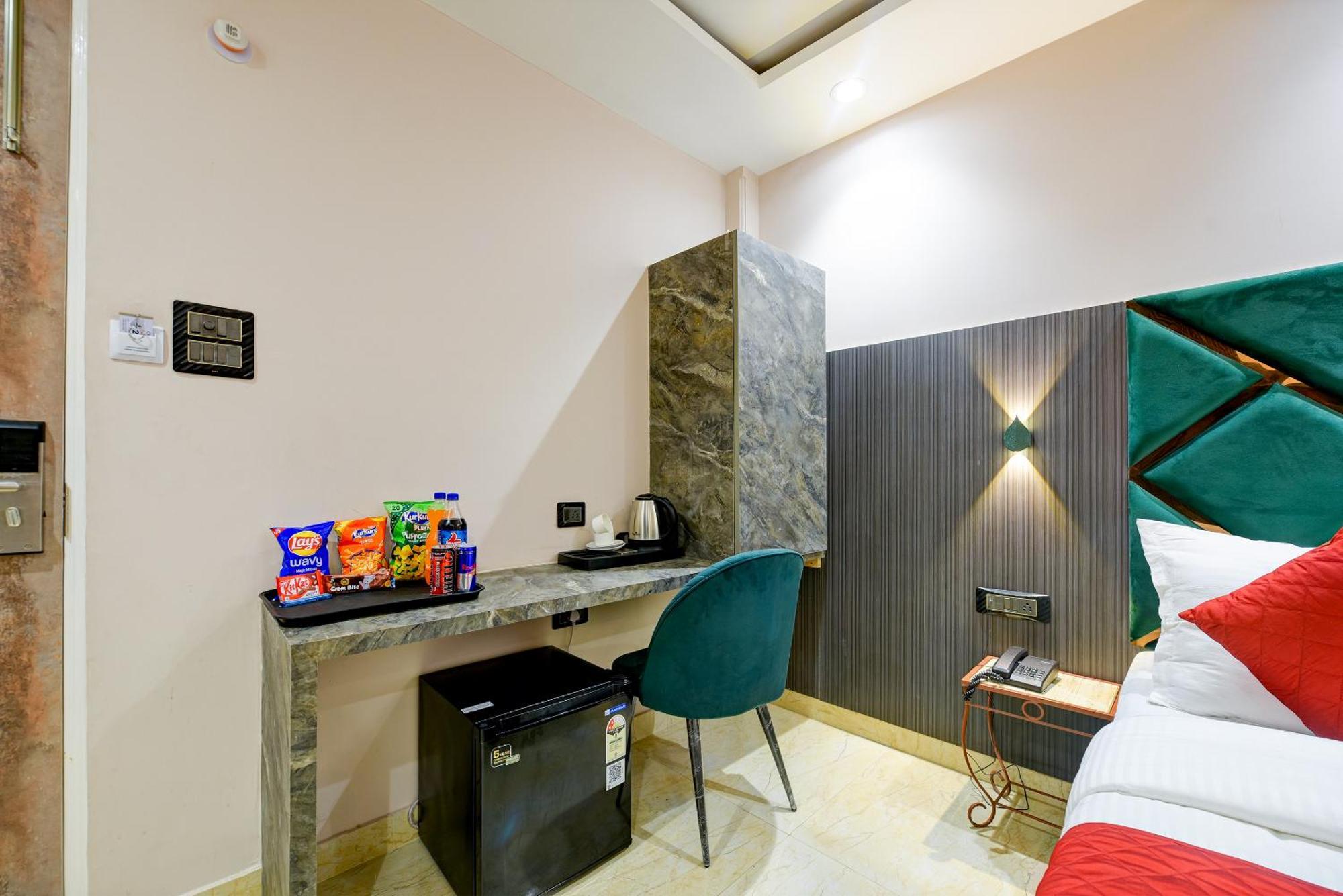 The Pearl Plaza Hotel In City Centre - Near New Delhi Railway Station エクステリア 写真