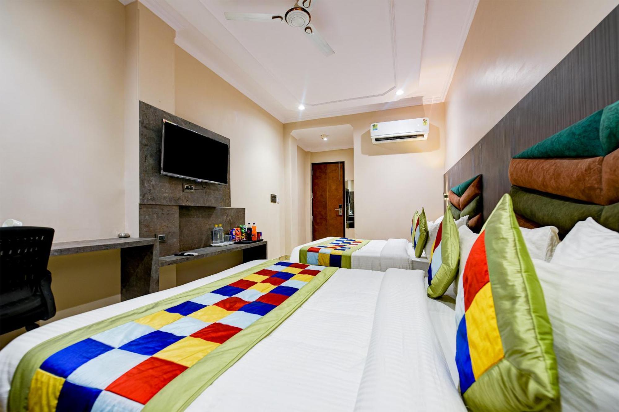 The Pearl Plaza Hotel In City Centre - Near New Delhi Railway Station エクステリア 写真